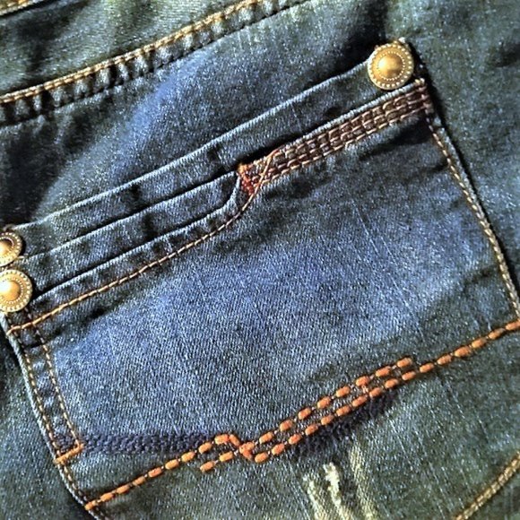 NWT. Blue Rag Antique Washed Straight Leg jeans - Picture 9 of 9